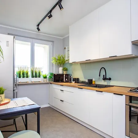 Potockiej 39 - Lazarz * Πόζναν
